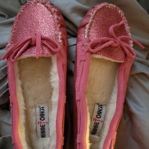 Pink Glitter Minnetonka